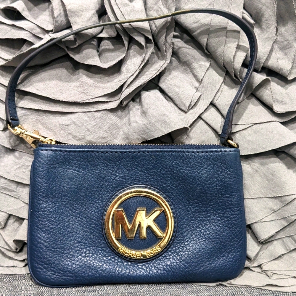 Michael Kors Wristlet